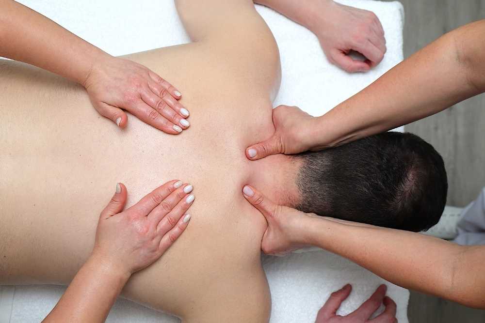Four Hands Massage